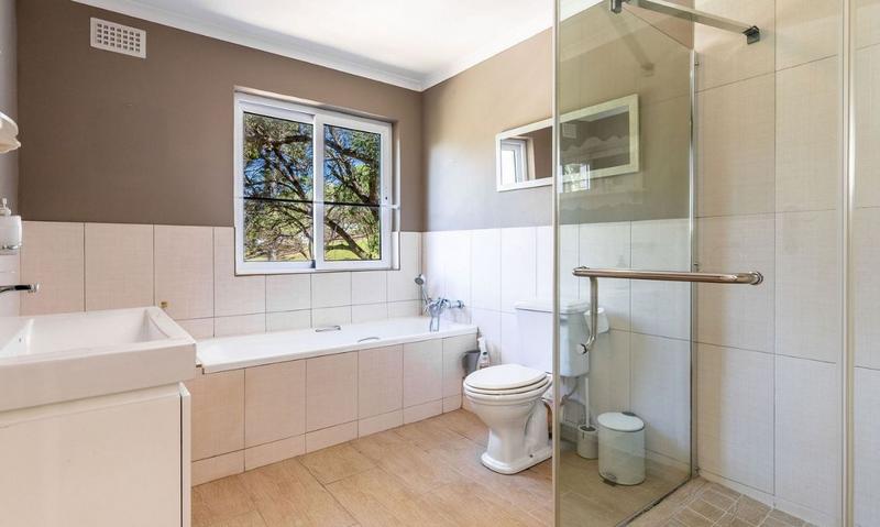 7 Bedroom Property for Sale in Hout Bay Western Cape